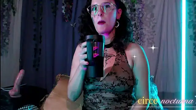 Snapshot of circenocturna chatting on April 2026 11:43:01 PM circenocturna online show from April 2026 11:43:01 PM