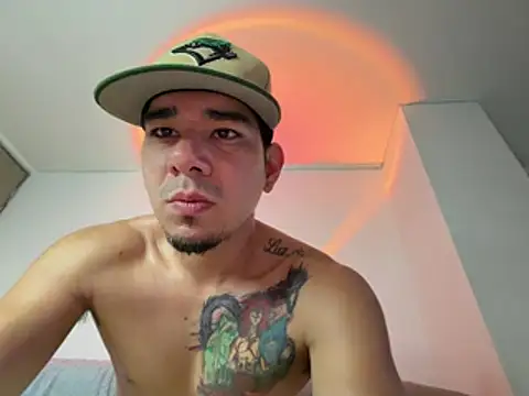 danielv 95 online show from July 2026 10:38:01 PM