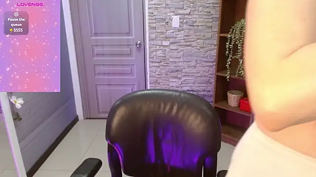 Snapshot of Manuela_bela chatting on February 2025 11:23:02 AM Manuela bela online show from February 2025 11:23:02 AM