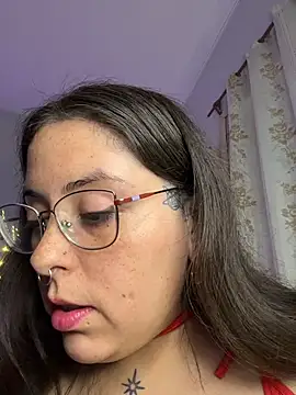 Mizztikaa online show from April 2026 06:41:01 PM