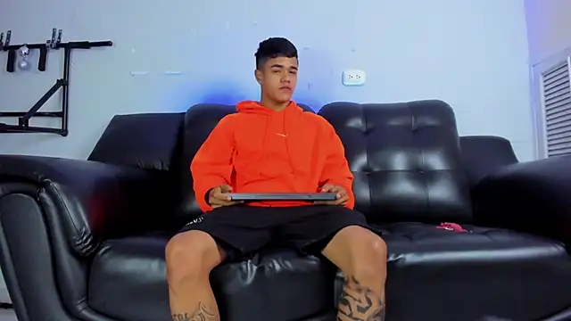 Rob saenz  online show from January 2025 12:58:01 PM