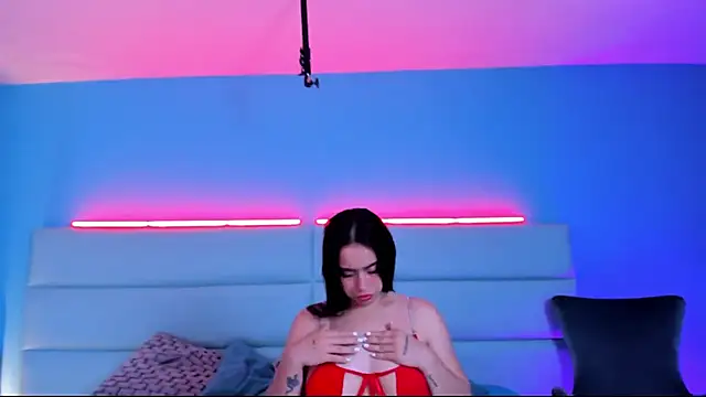 SophieRoyals online show from December 2024 01:28:02 PM