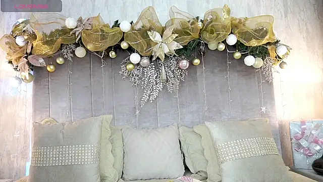 Snapshot of ashlyestone chatting on December 2024 05:05:02 AM ashlyestone online show from December 2024 05:05:02 AM