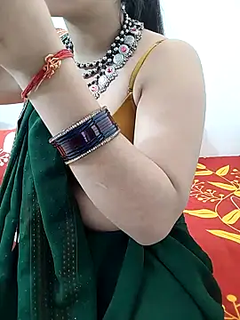 Snapshot of Diya_Chopra chatting on February 2025 04:08:02 AM Diya Chopra online show from February 2025 04:08:02 AM