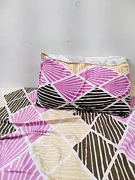 Snapshot of Diya_Chopra chatting on March 2025 10:32:02 AM Diya Chopra online show from March 2025 10:32:02 AM