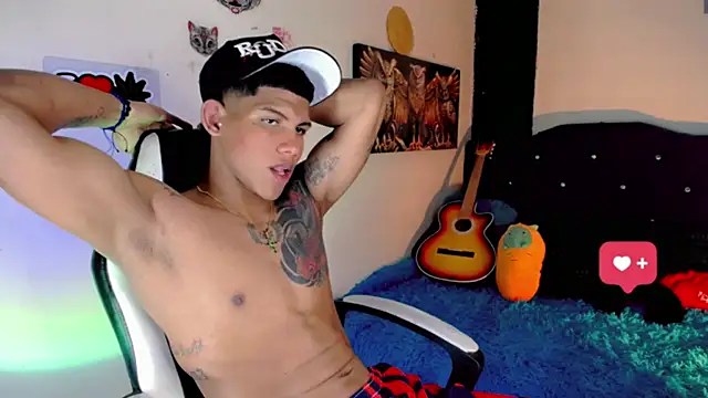 Damian latinxxx online show from January 2025 08:20:01 AM