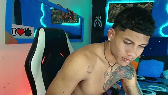 Damian latinxxx online show from January 2025 08:36:01 AM