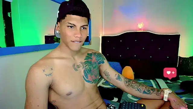 Damian latinxxx online show from February 2025 07:07:02 AM