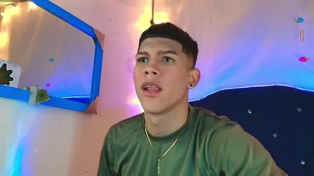 Damian latinxxx online show from February 2025 03:29:01 AM