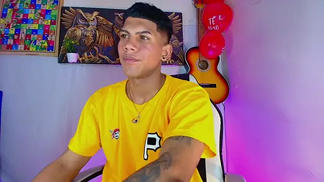 Damian latinxxx online show from February 2025 10:10:02 PM