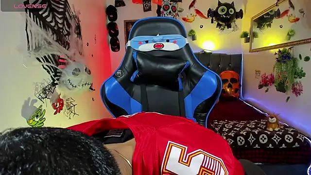 Damian latinxxx online show from October 2025 03:09:02 AM