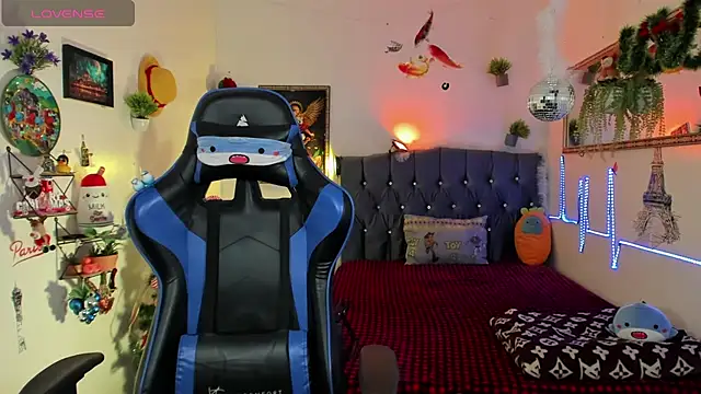 Snapshot of Damian_latinxxx chatting on November 2025 03:09:02 AM Damian latinxxx online show from November 2025 03:09:02 AM