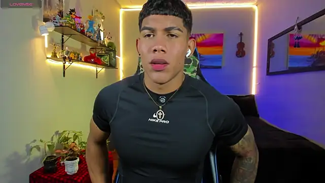 Damian latinxxx online show from July 2026 09:02:02 AM