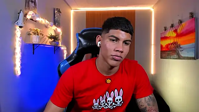 Damian latinxxx online show from July 2026 03:21:02 PM