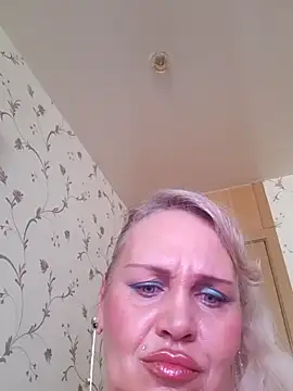 IsabellaBoni online show from June 2026 07:03:02 AM