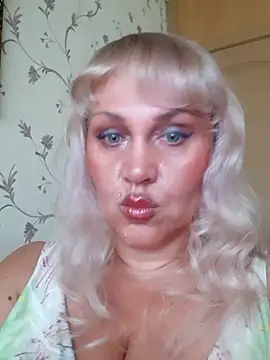 IsabellaBoni online show from July 2026 07:06:01 AM