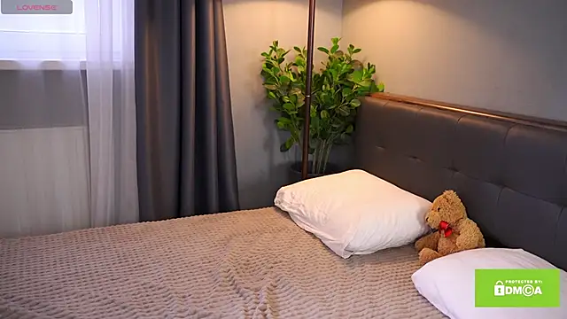 Bellacle online show from February 2025 01:10:02 PM