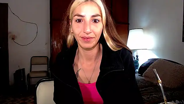 stephieval  online show from June 2026 07:33:02 AM