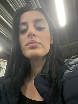 Catmila94 online show from May 2026 10:49:02 PM