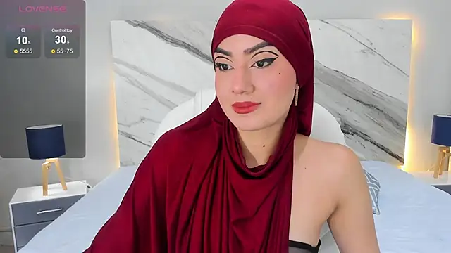 Snapshot of fatimarab chatting on December 2024 07:53:02 PM fatimarab online show from December 2024 07:53:02 PM