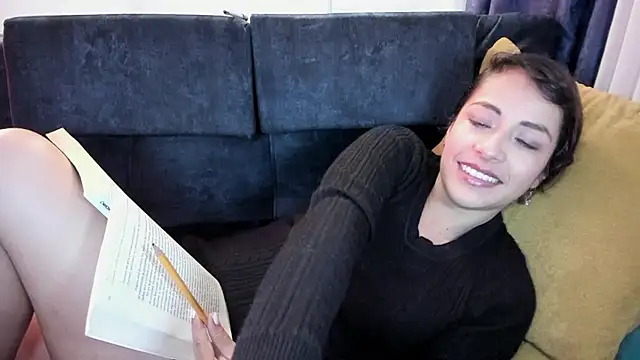 Snapshot of April_Evans26 chatting on December 2024 04:36:02 AM April Evans26 online show from December 2024 04:36:02 AM