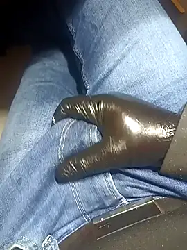 franko1987 online show from February 2025 05:40:01 AM