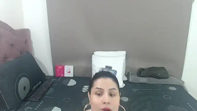 kimberlyjamexxx online show from May 2026 12:52:02 AM