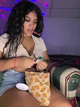 Snapshot of JennamartinyII chatting on December 2025 03:07:02 PM JennamartinyII online show from December 2025 03:07:02 PM