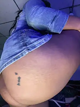 Snapshot of JennamartinyII chatting on December 2025 01:31:02 PM JennamartinyII online show from December 2025 01:31:02 PM