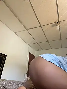 JennamartinyII online show from May 2026 01:17:02 PM