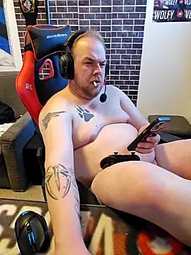 Snapshot of PupW0lfy chatting on February 2025 02:59:01 PM PupW0lfy online show from February 2025 02:59:01 PM