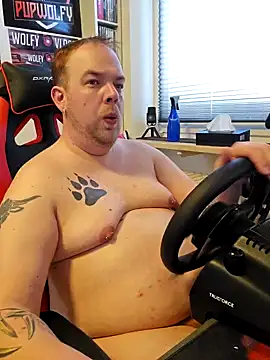 Snapshot of PupW0lfy chatting on March 2025 03:10:02 PM PupW0lfy online show from March 2025 03:10:02 PM