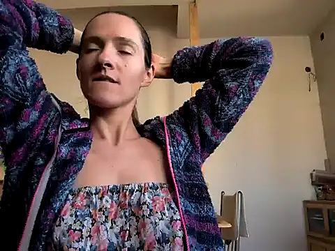 Milky hairy mommy online show from February 2025 11:10:02 AM