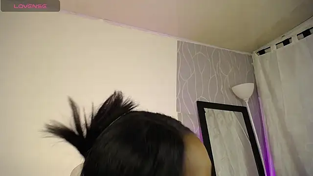 Snapshot of Britanymooree chatting on February 2025 09:37:02 PM Britanymooree online show from February 2025 09:37:02 PM