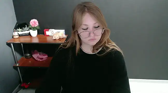 lady minx online show from December 2024 11:11:02 AM