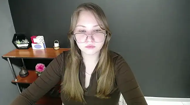 lady minx online show from February 2025 07:18:01 AM