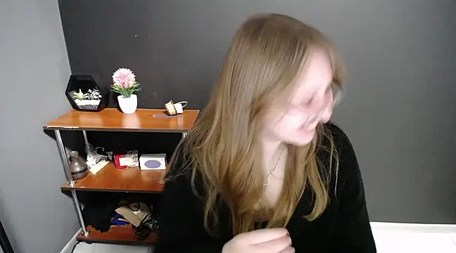 lady minx online show from March 2025 07:57:01 AM