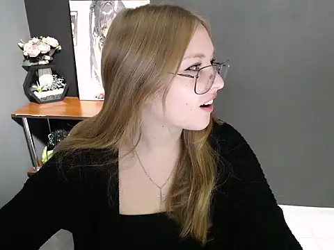 lady minx online show from November 2025 07:52:01 AM