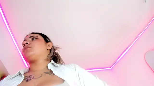  Ameliie online show from February 2025 10:26:02 PM