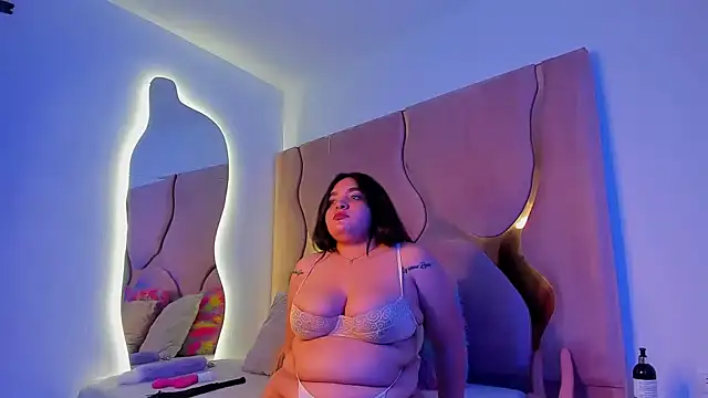 Snapshot of Bellota-ht chatting on March 2025 07:54:01 PM Bellota-ht online show from March 2025 07:54:01 PM