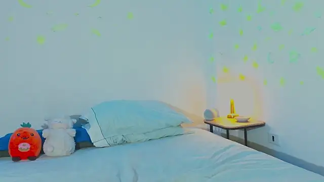 Snapshot of arnold_laurent_ chatting on February 2025 11:57:02 PM arnold laurent online show from February 2025 11:57:02 PM