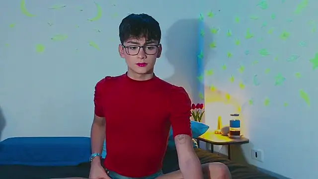 Snapshot of arnold_laurent_ chatting on March 2025 08:21:02 PM arnold laurent online show from March 2025 08:21:02 PM