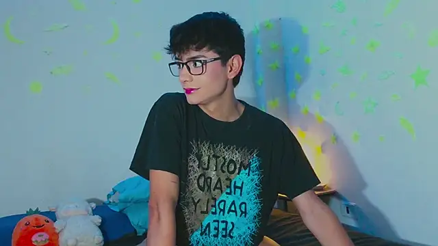 Snapshot of arnold_laurent_ chatting on March 2025 07:54:02 PM arnold laurent online show from March 2025 07:54:02 PM