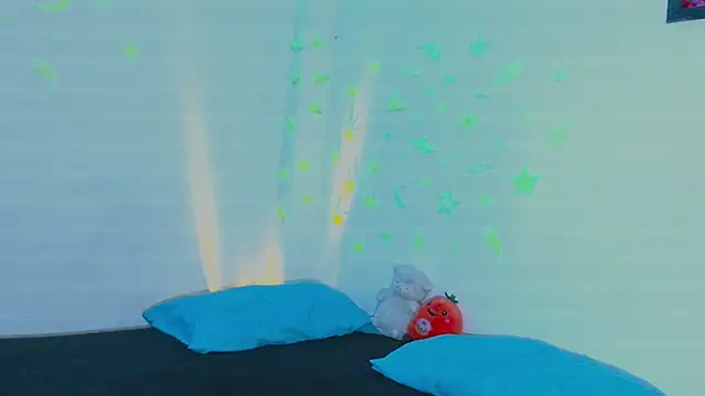 Snapshot of arnold_laurent_ chatting on March 2025 08:48:02 PM arnold laurent online show from March 2025 08:48:02 PM