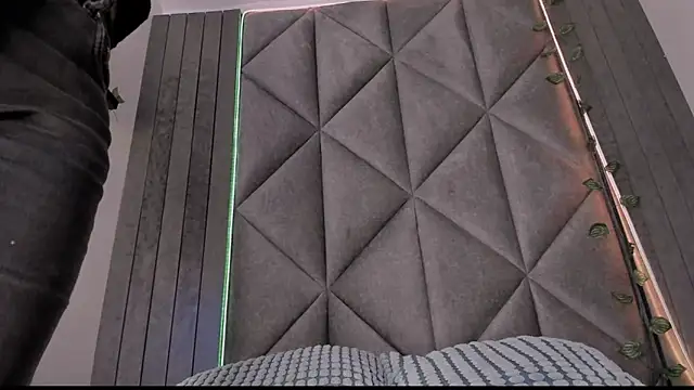 AbbyWathson online show from November 2025 07:57:01 PM