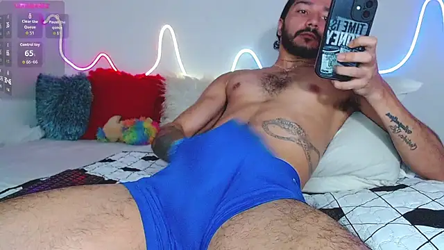 bobsexy08 online show from September 2025 01:01:01 PM