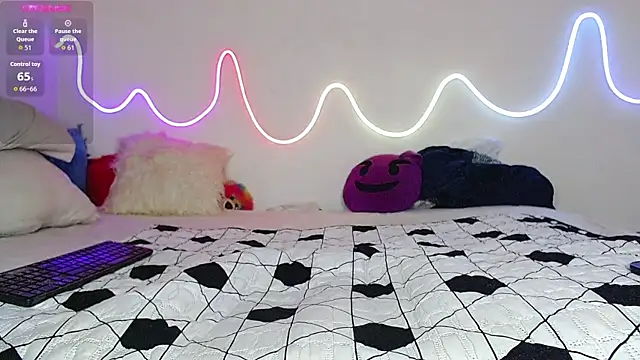 bobsexy08 online show from October 2025 12:25:02 PM