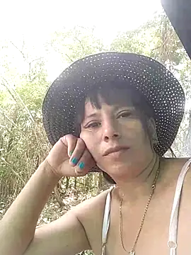 Snapshot of andreu_mature chatting on March 2025 06:39:02 PM andreu mature online show from March 2025 06:39:02 PM