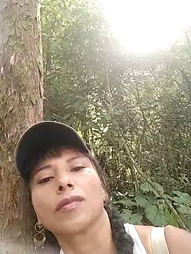 Snapshot of andreu_mature chatting on March 2025 09:10:02 PM andreu mature online show from March 2025 09:10:02 PM