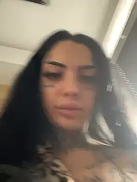 Snapshot of CreamyInkky_ chatting on December 2024 10:30:01 AM CreamyInkky online show from December 2024 10:30:01 AM